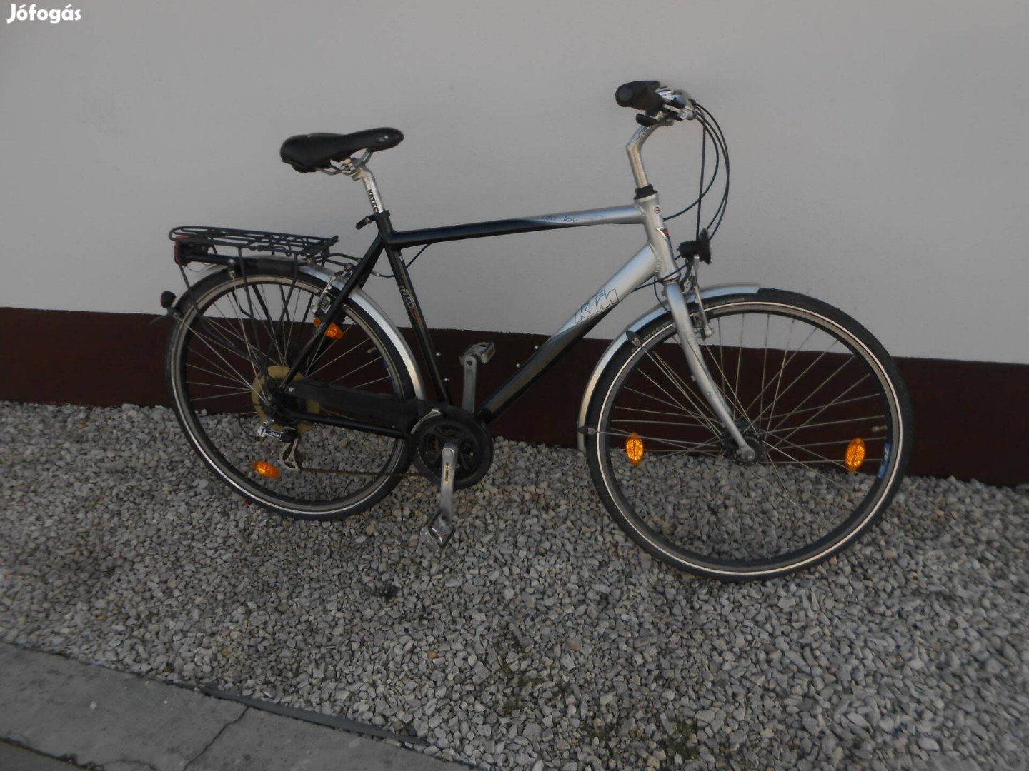 KTM life joy 28 trekking agydinamós férfi kerékpár