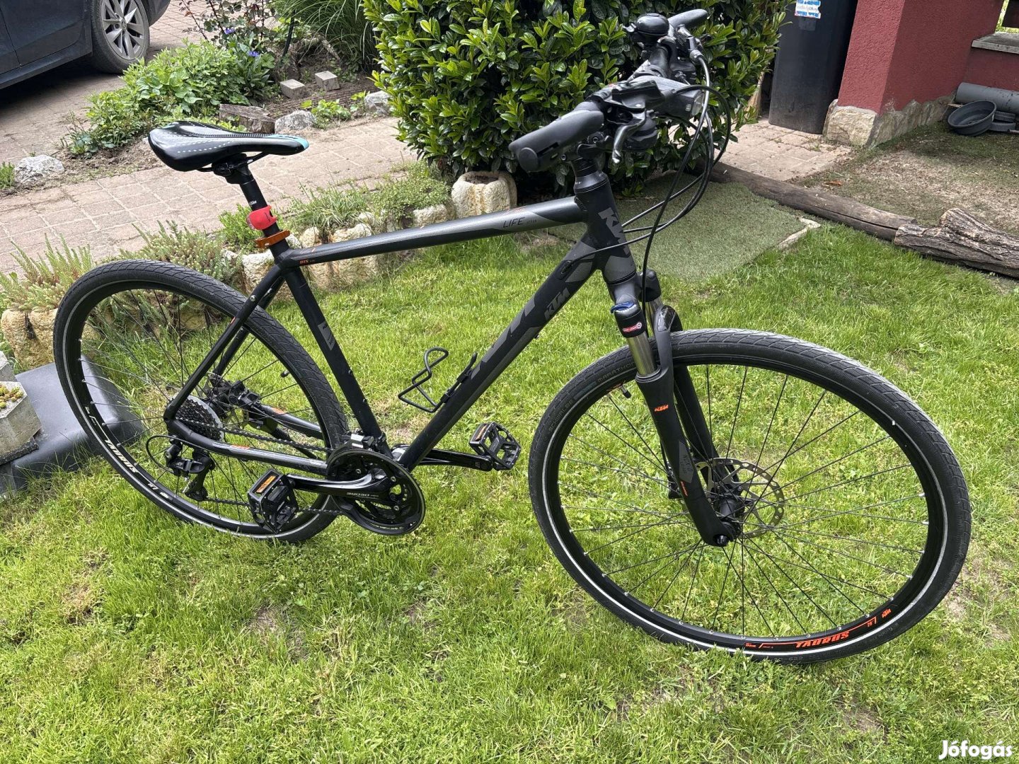 KTM trekking 51cm /28"alu kerekek Integrált hajtás Shimano XT eladó