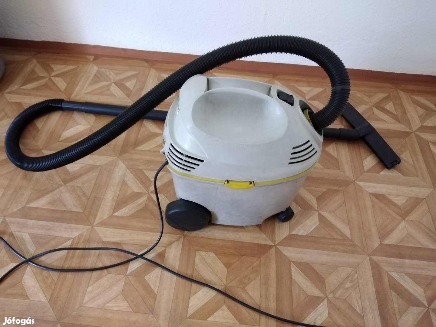 Krcher 2101 típusú porszívó