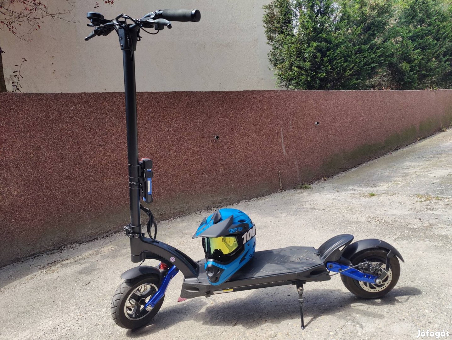 Kaabo Mantis elektromos roller bukósiska 100% szemüveg