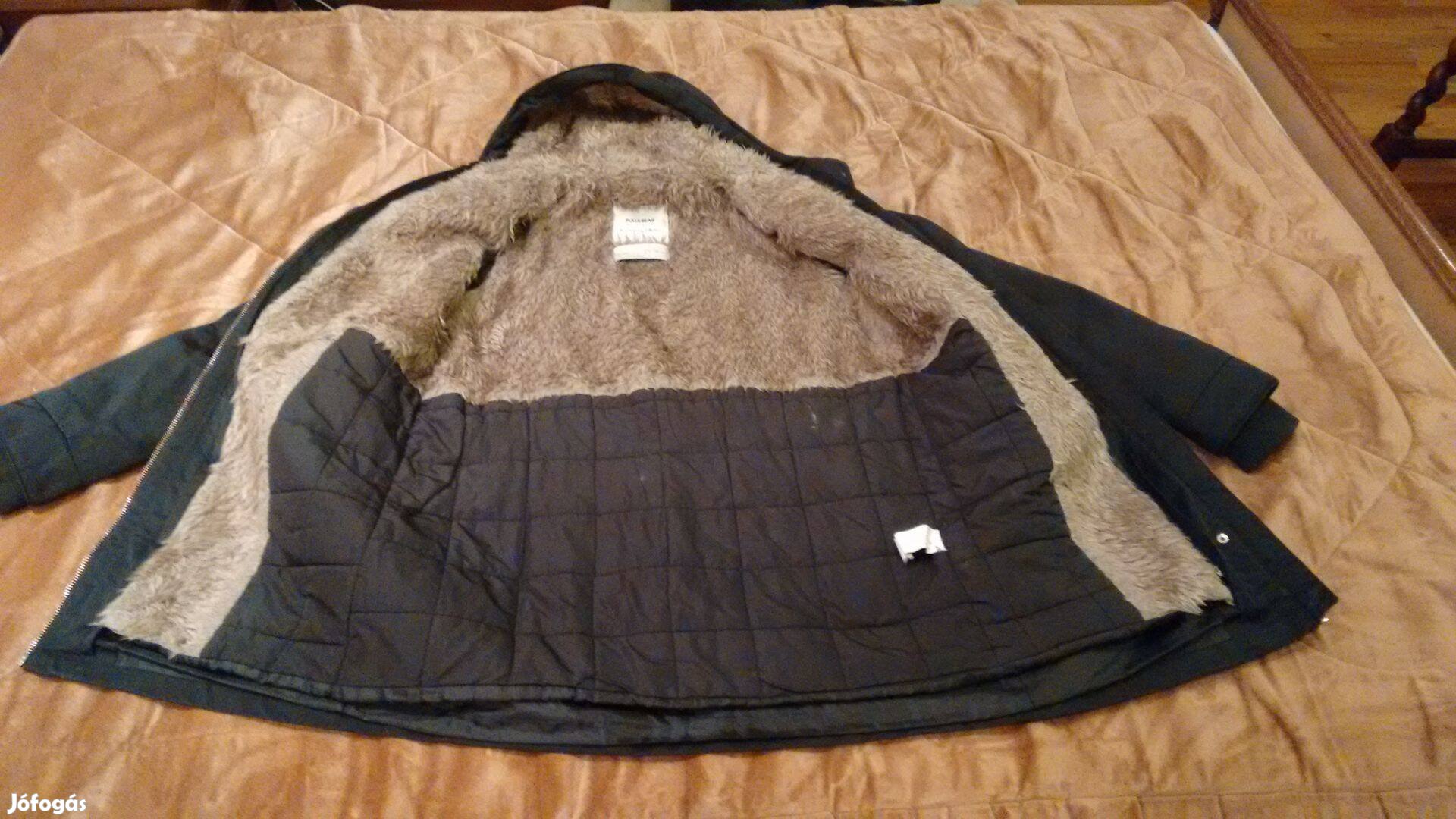 Kabát télikabát M Pull & Bear