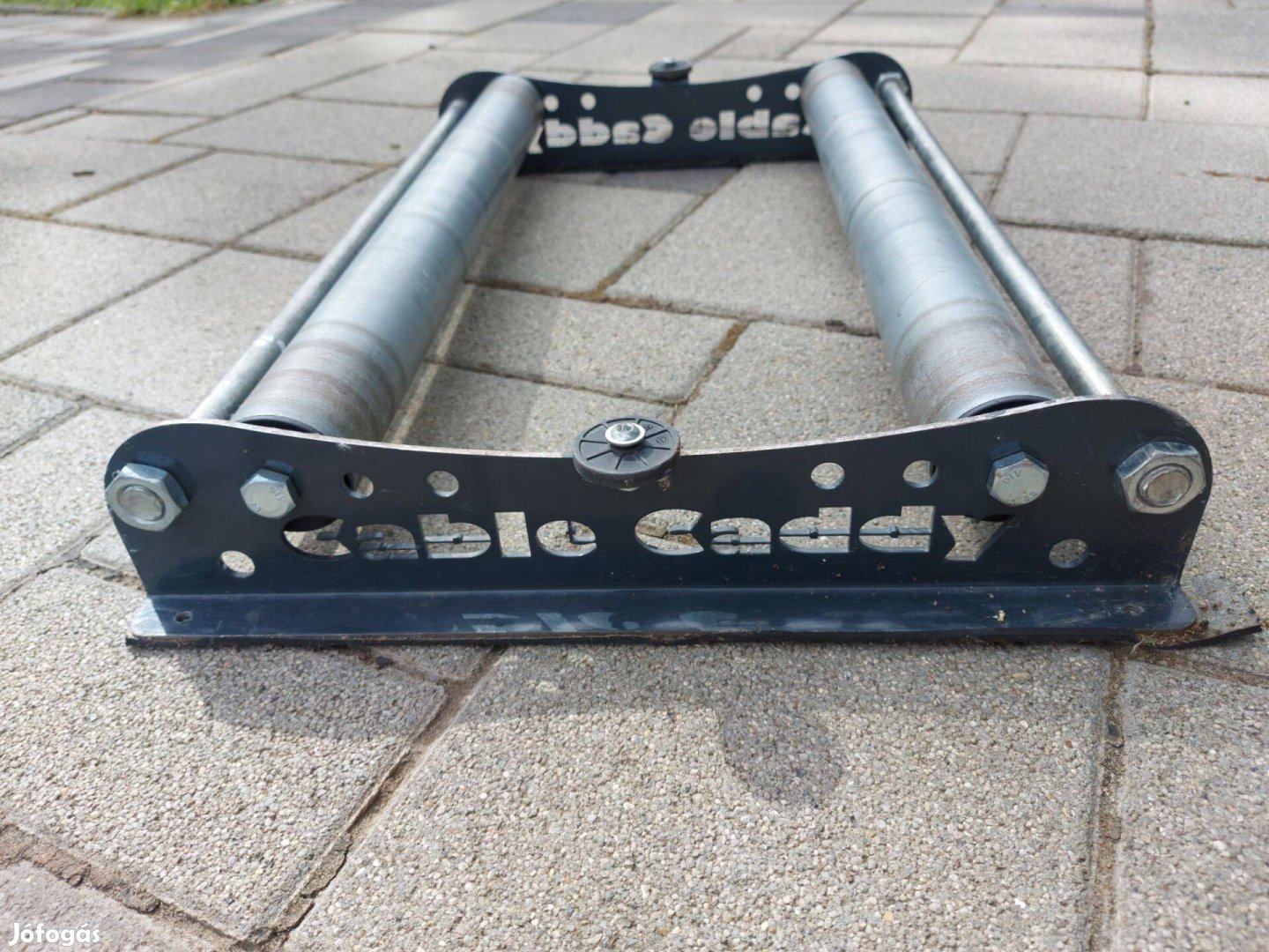 Kábel görgő roller Cable Caddy