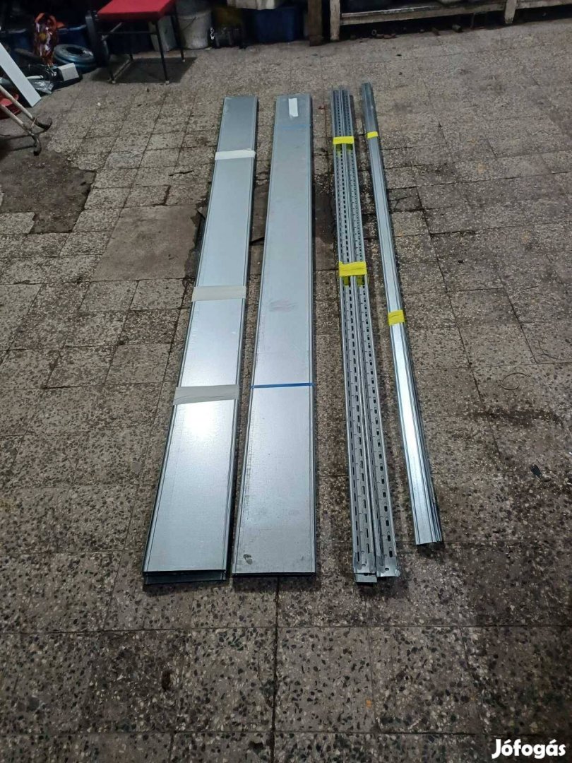 Kábelcsatorna fém 50x30 3 méteres