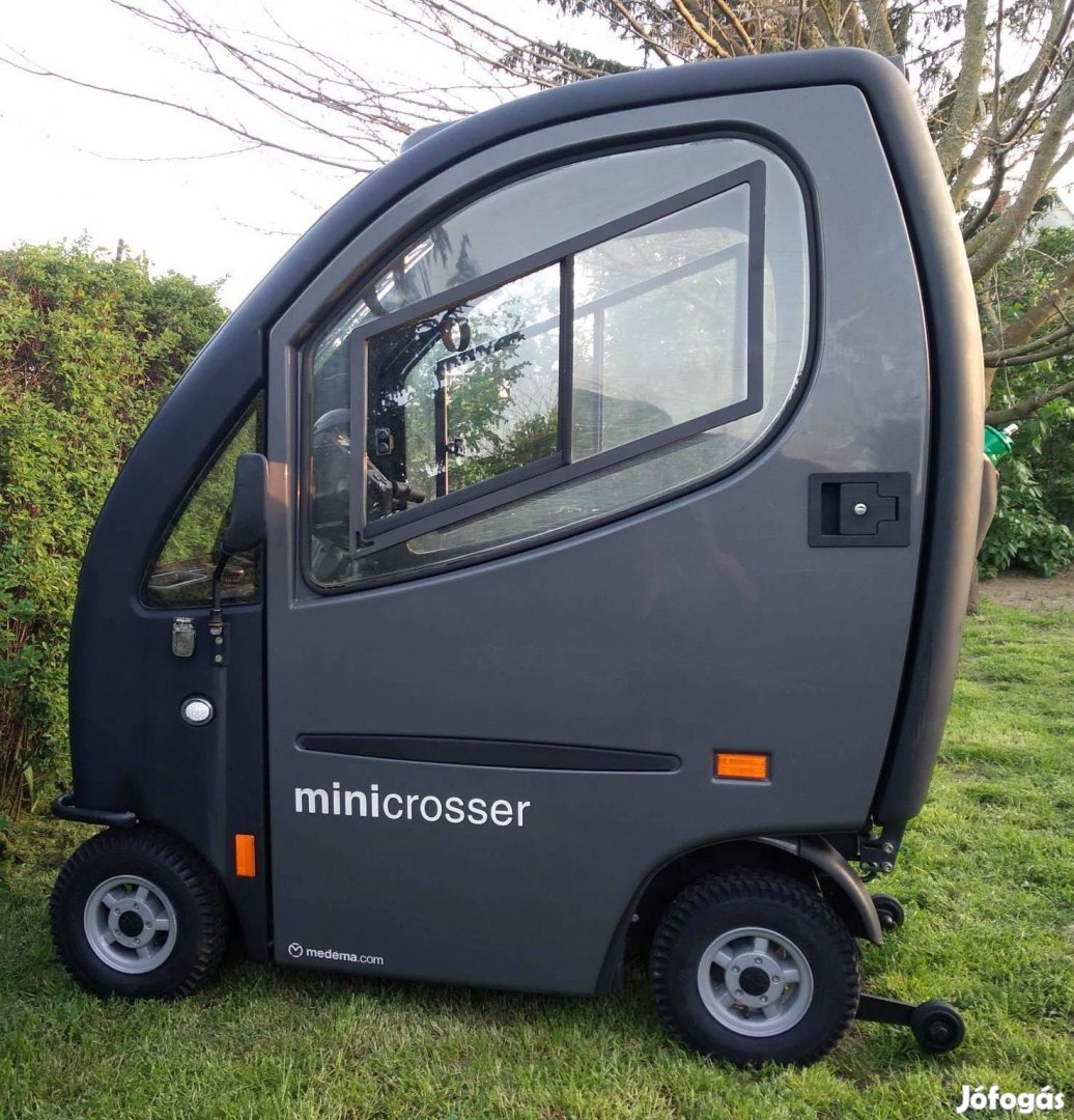 Kabinos elektromos moped, Mini crosser M1 4W eladó!