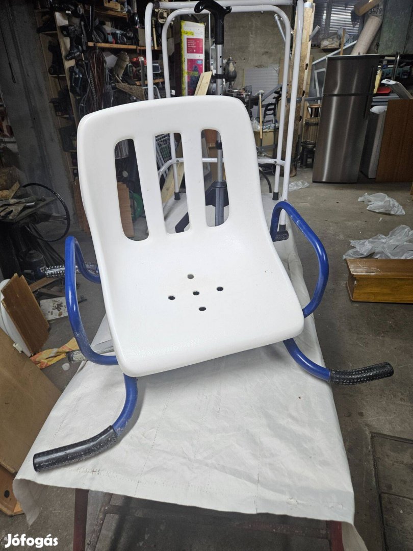 Kád szék, három lábú járóbot, járóbot, járókeret eladó