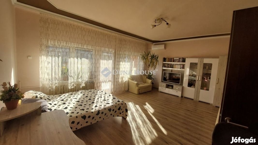 Kakasdi 200 nm-es ház eladó