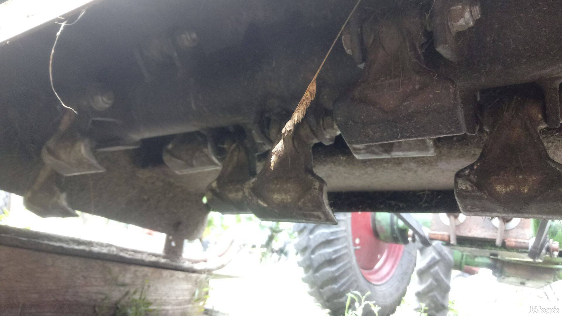 Kalapácsos szárzúzó 1m-es munkaszélesség új kalapácsokkal