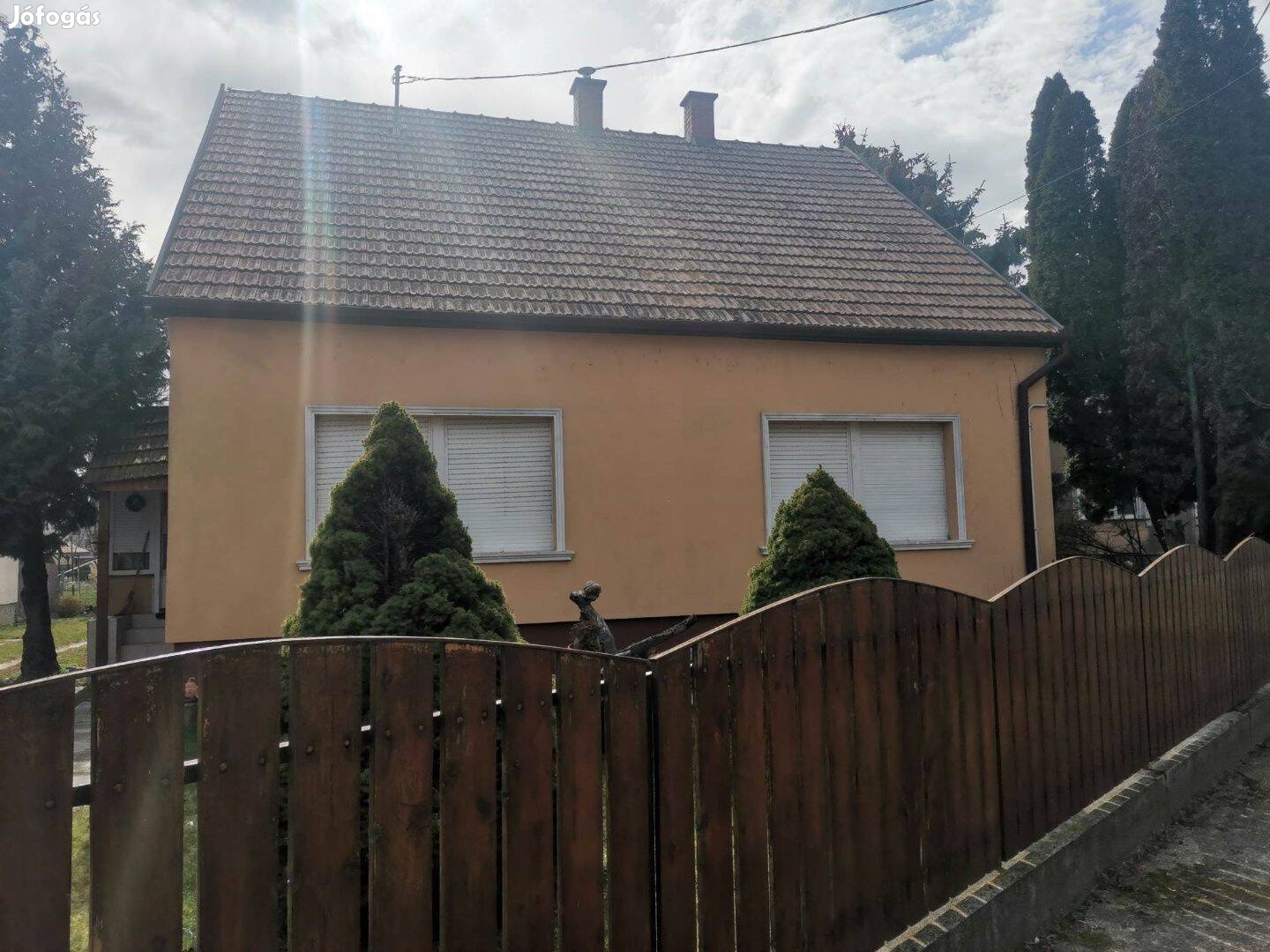 Kalocsa, kertvárosban családi ház eladó