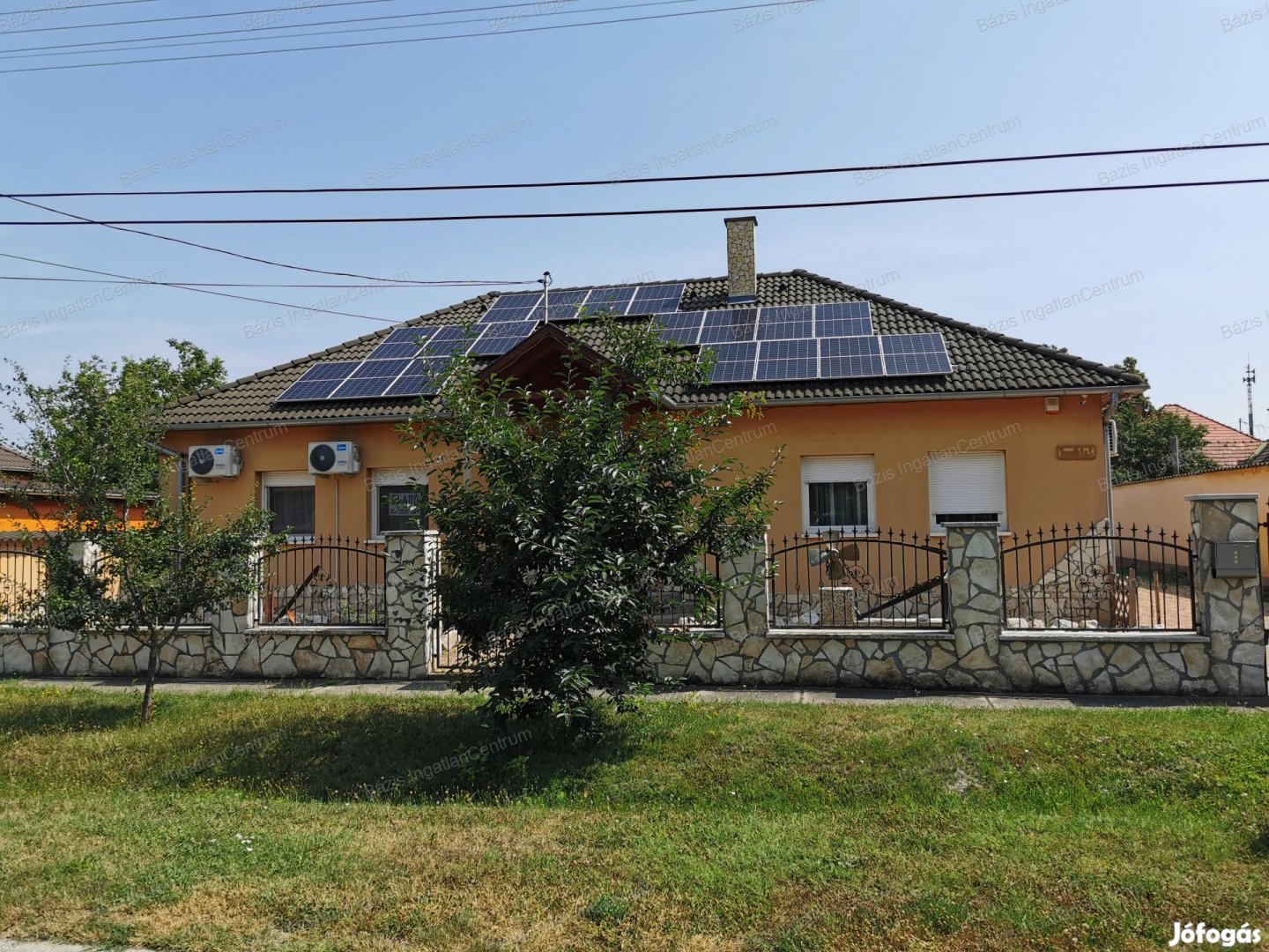 Kalocsa kertvárosában igényes családi ház eladó