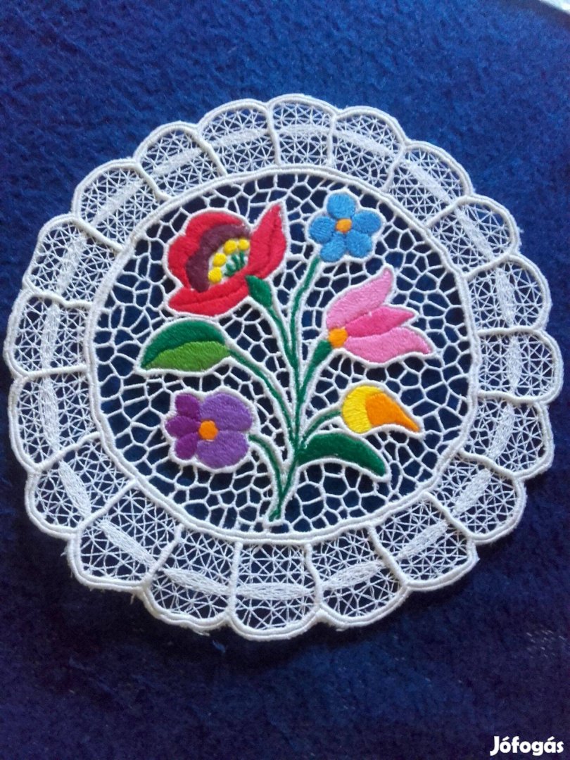 Kalocsai kézzel hímzett riseliő terítő (kerek) 15x15 Új!