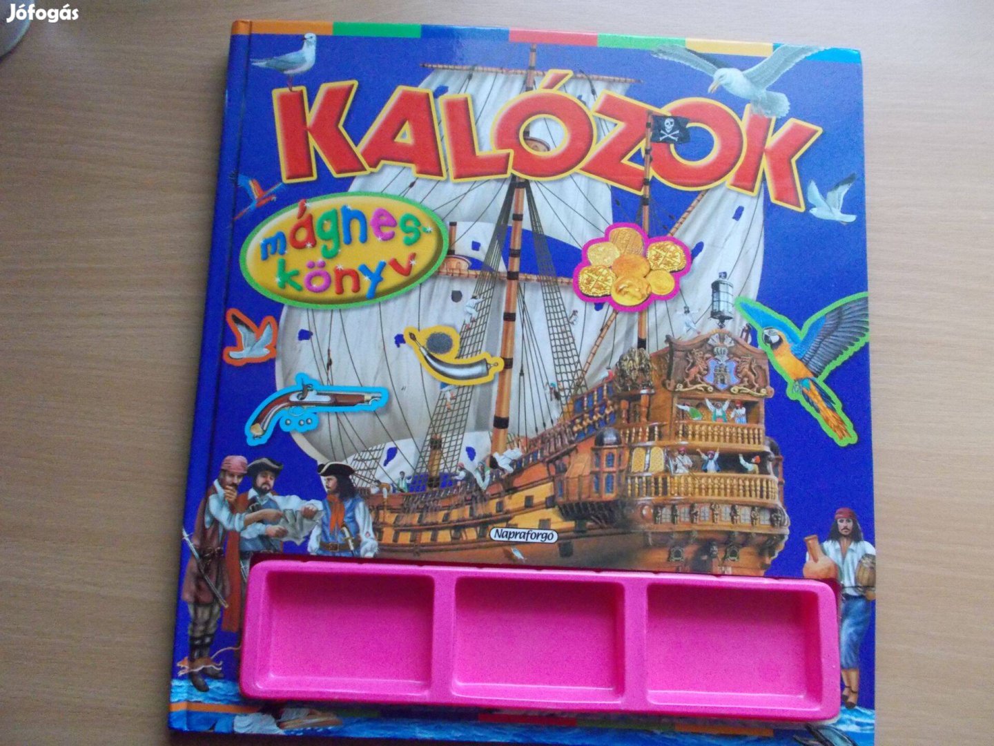 Kalózok - Mágnes könyv