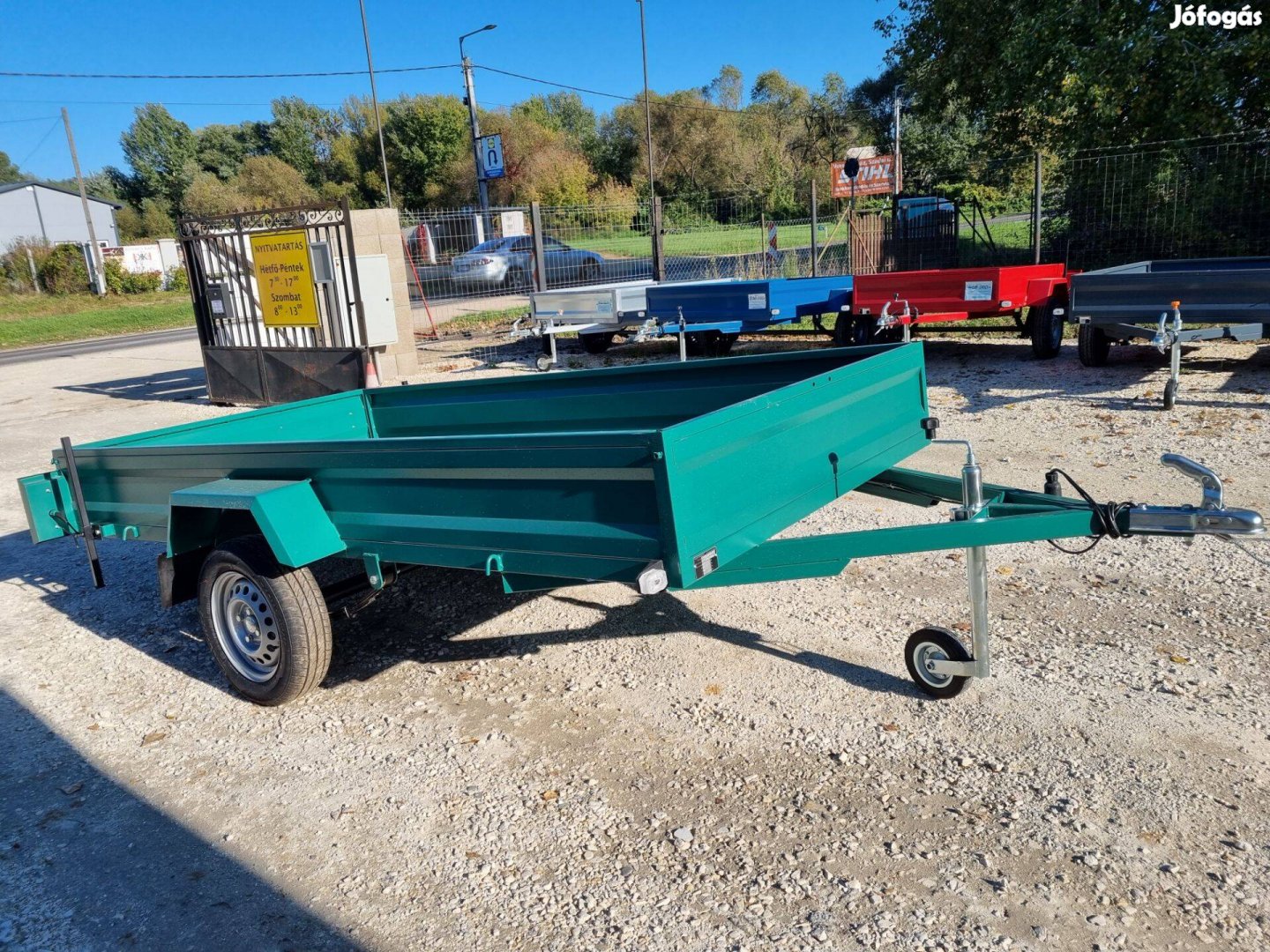 Kalydi Új 140x240 Festett Nyitott utánfutó 750kg