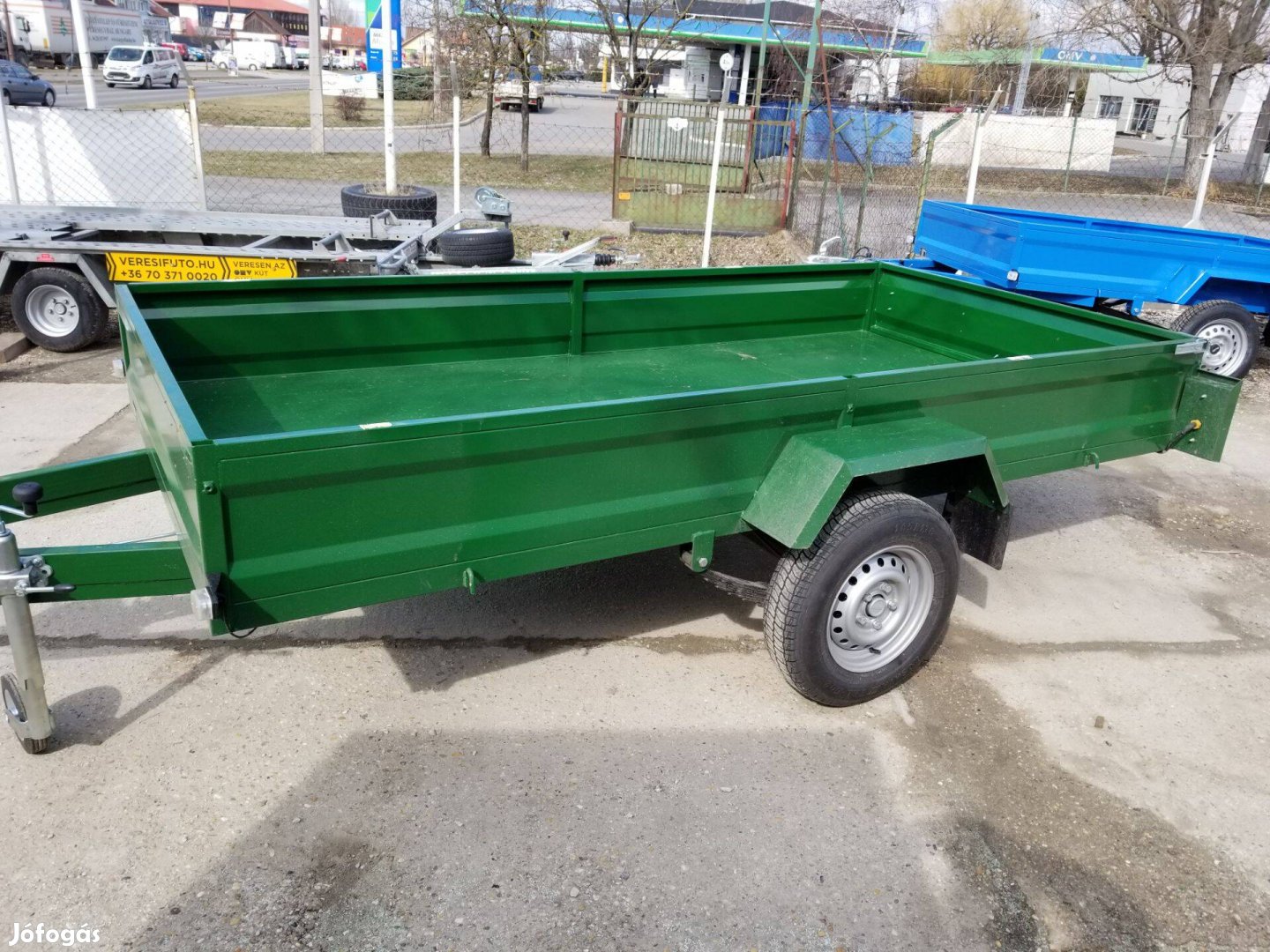 Kalydi Új 180x340cm Festett Nyitott Utánfutó 750kg