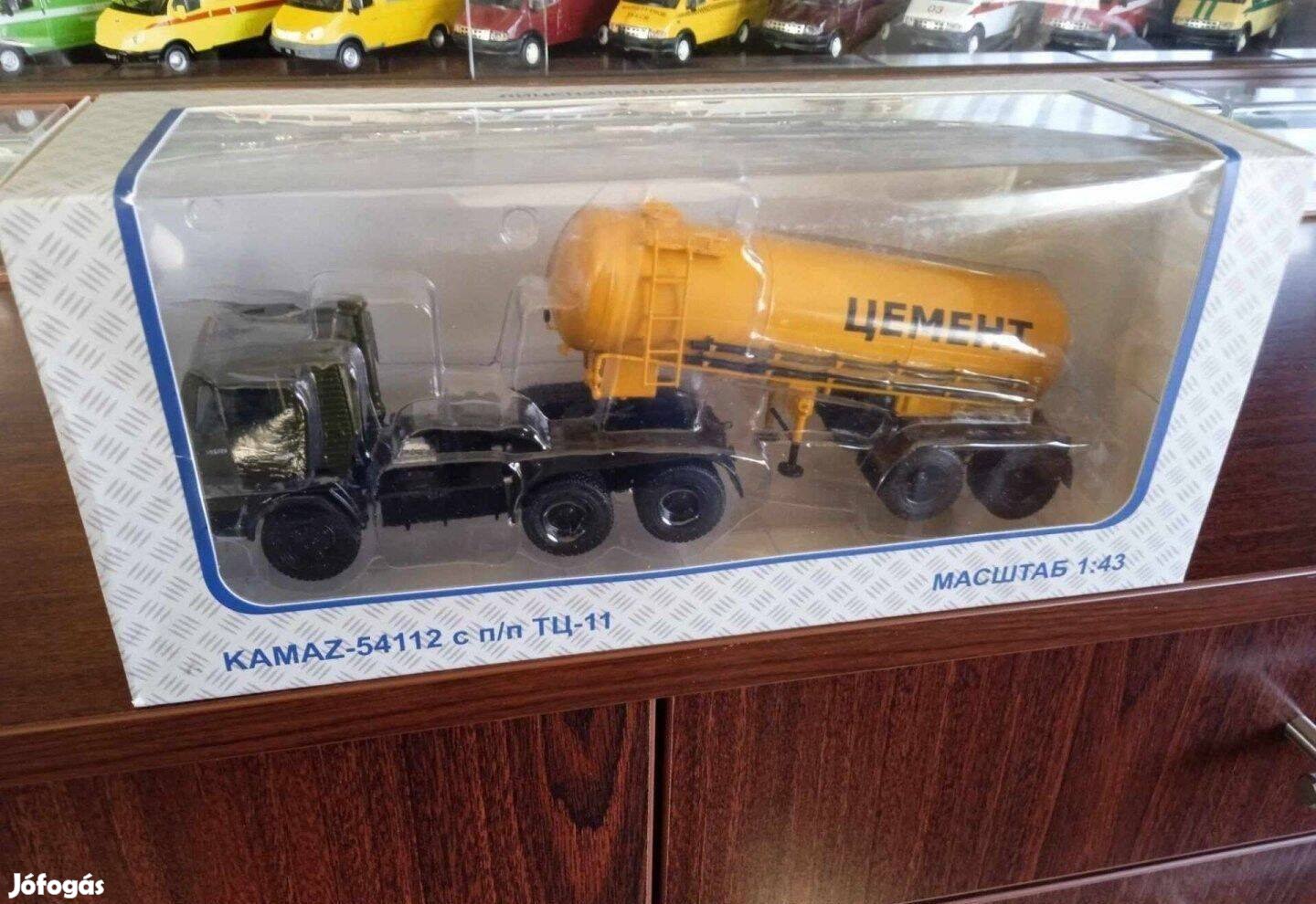 Kamaz 54112 + cementes felpot kisauto modell 1/43 Eladó