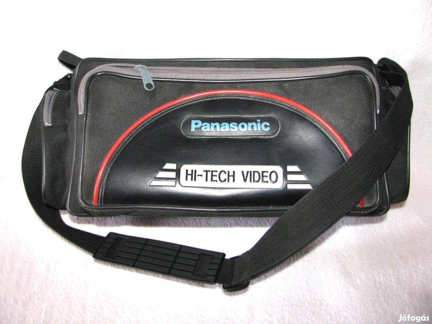 Kameratáska Panasonic, szép állapotban közepes méret