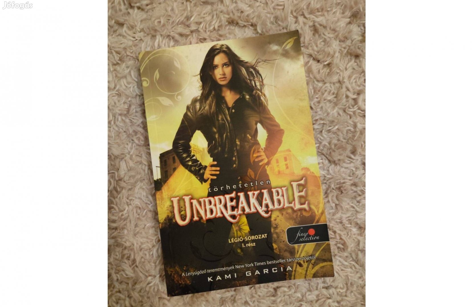Kami Garcia - Unbreakable - Törhetetlen könyv