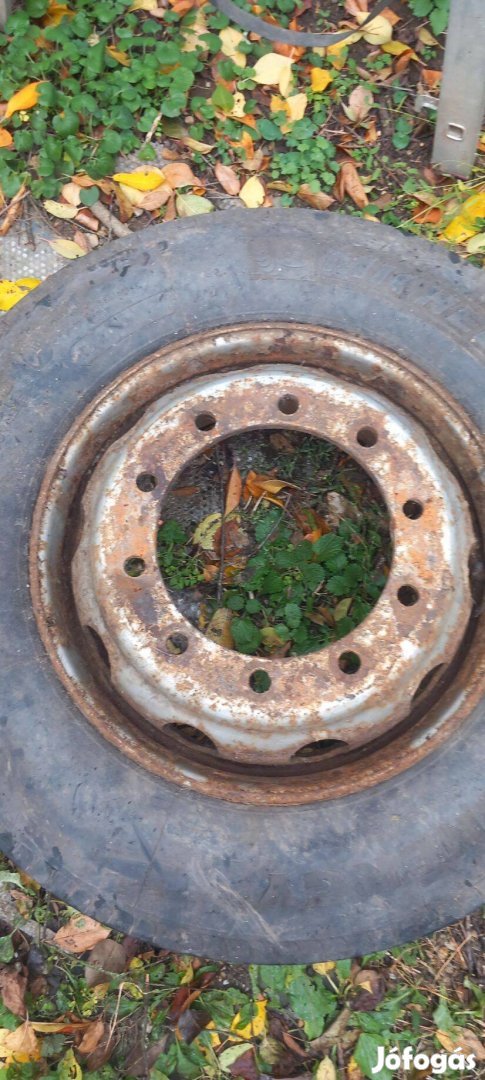 Kamion felni gumival