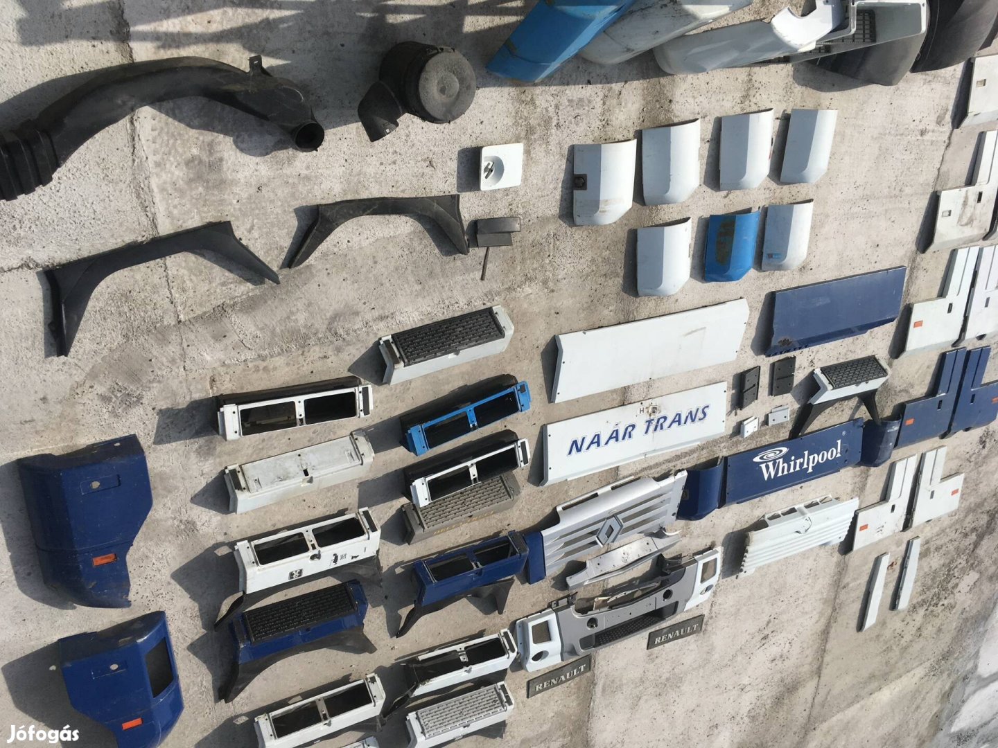 Kamion nyergesvontatott tank üzemanyag tartály Renault magnum Man Tga 