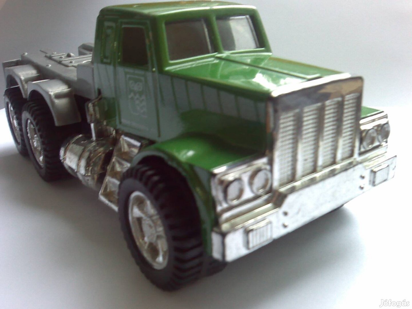 Kamion traktor kisautó, 16cm, matchbox