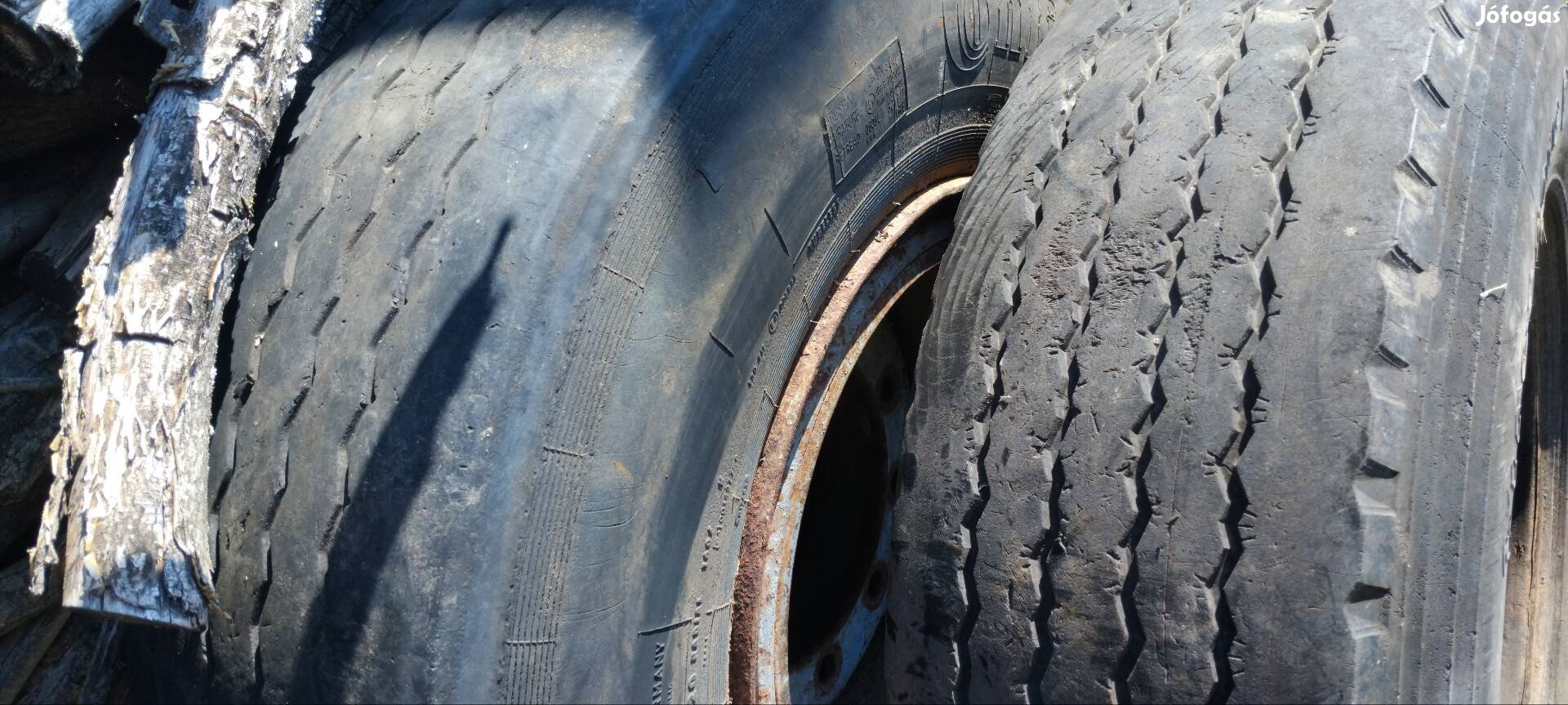 Kamionkerék pótkocsira 10 csavaros 365/80r20 gumival