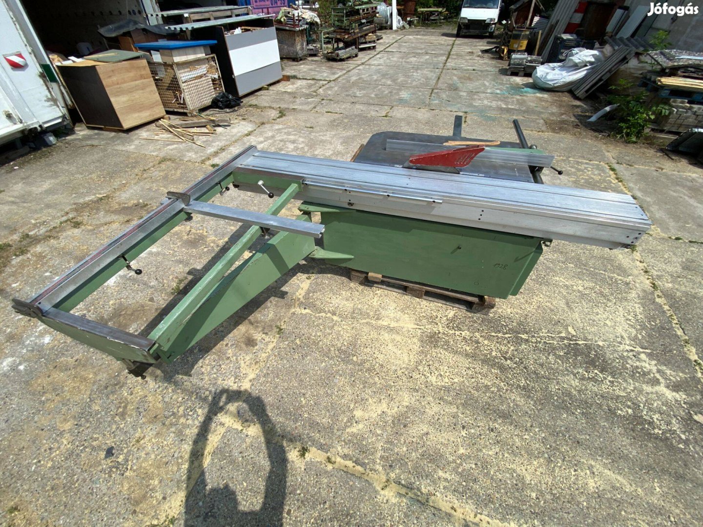 Kamro körfűrész lapszabász