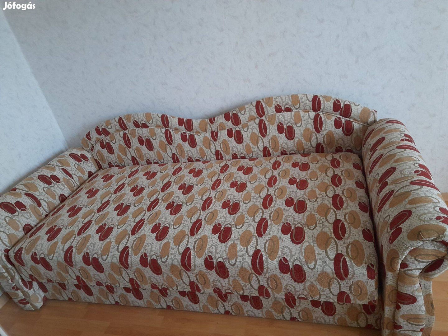 Kanapé ágy fotellal eladó (csere is érdekelhet)