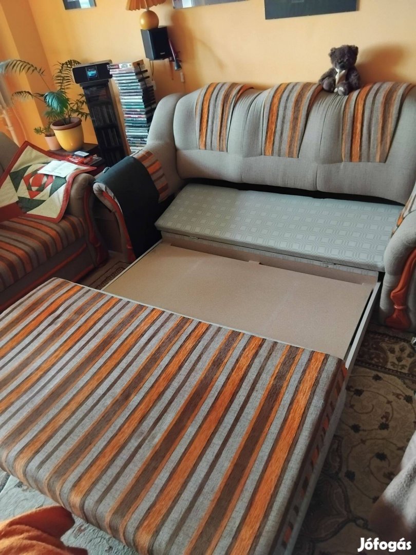 Kanapé eladó , kihúzható , ágyneműtartós