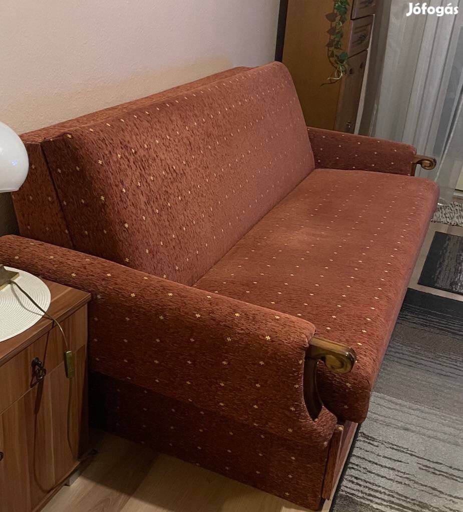 Kanapé fotellel eladó