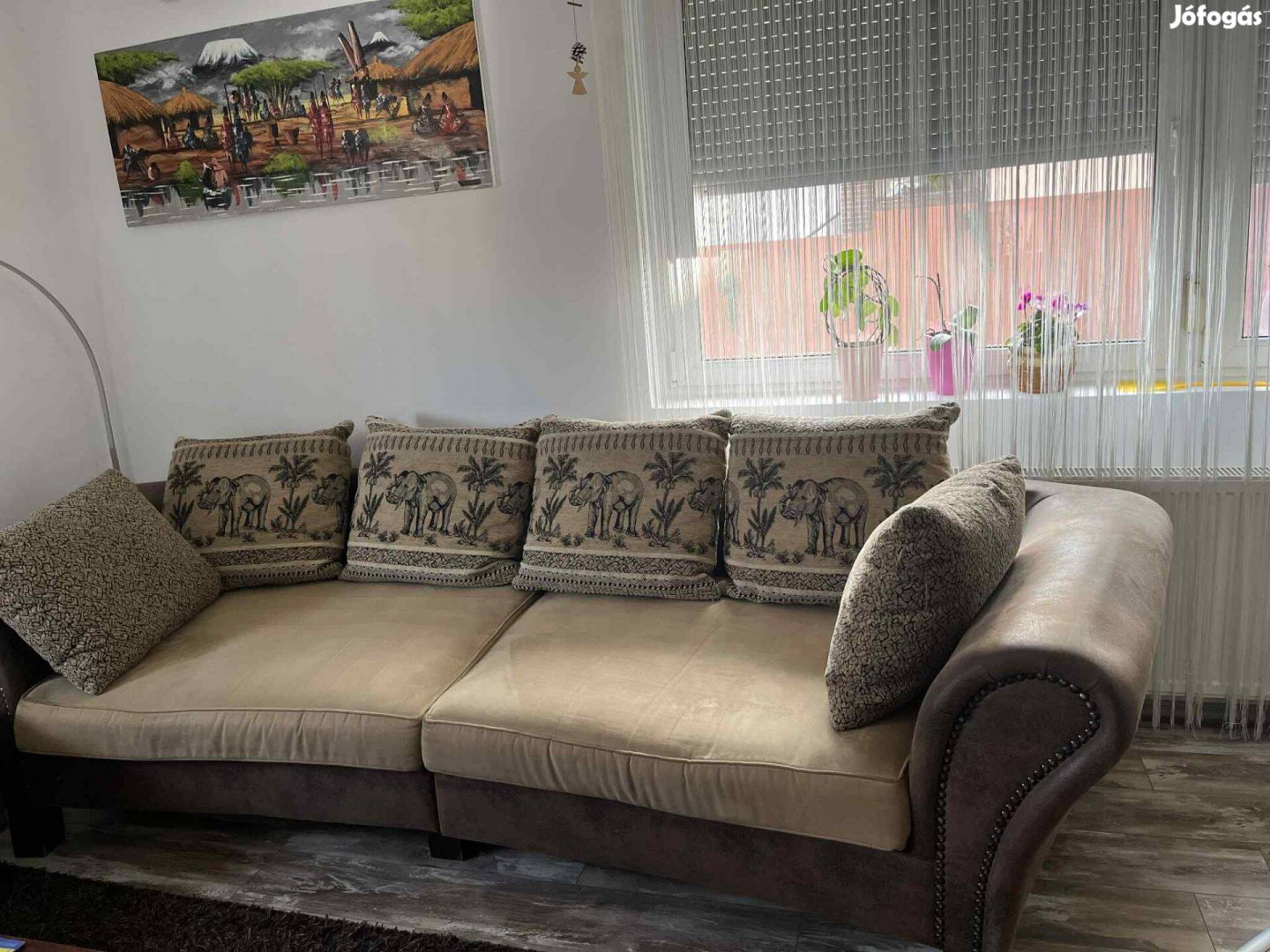 Kanapé hibátlan állapotban