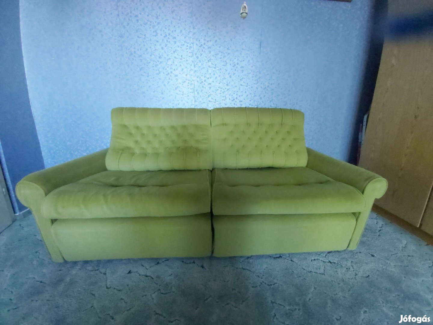 Kanapé kihúzható ágy külön vagy 2 fotellel