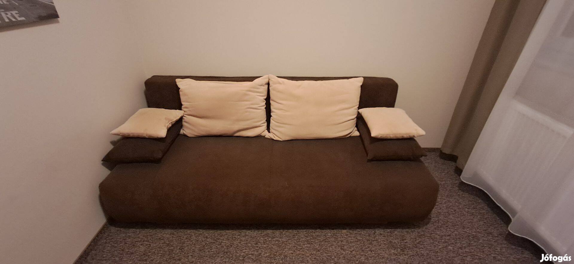 Kanapéágy ágyneműtartós eladó szállítással!