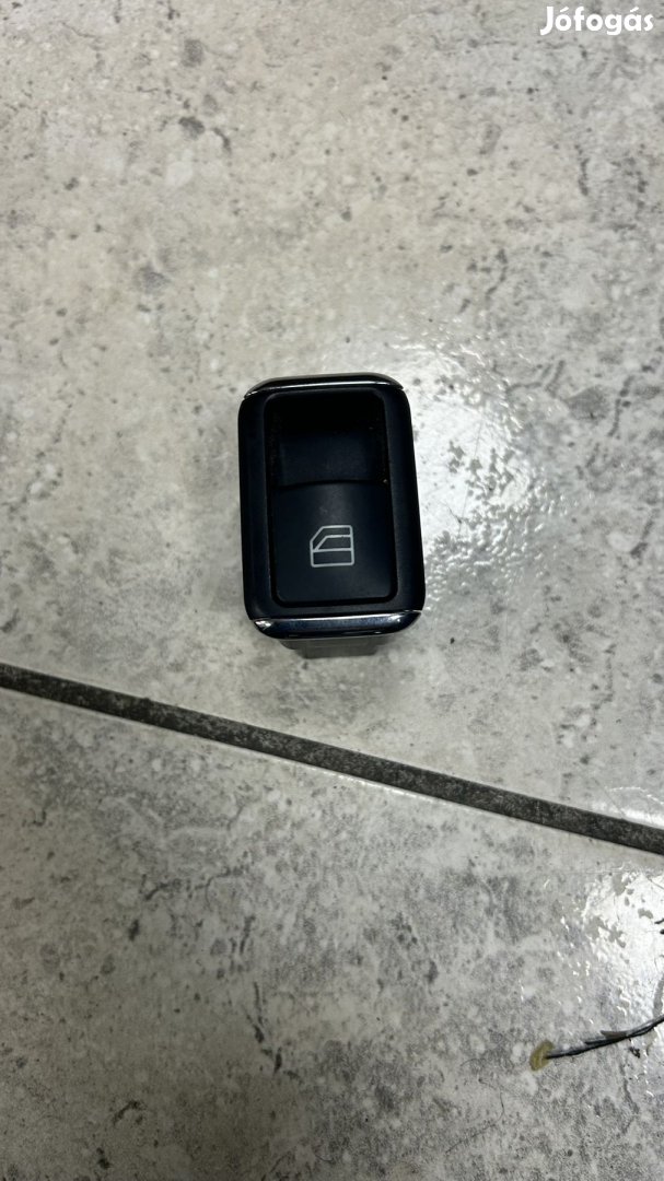 Kapcsoló A2048707358 eladó