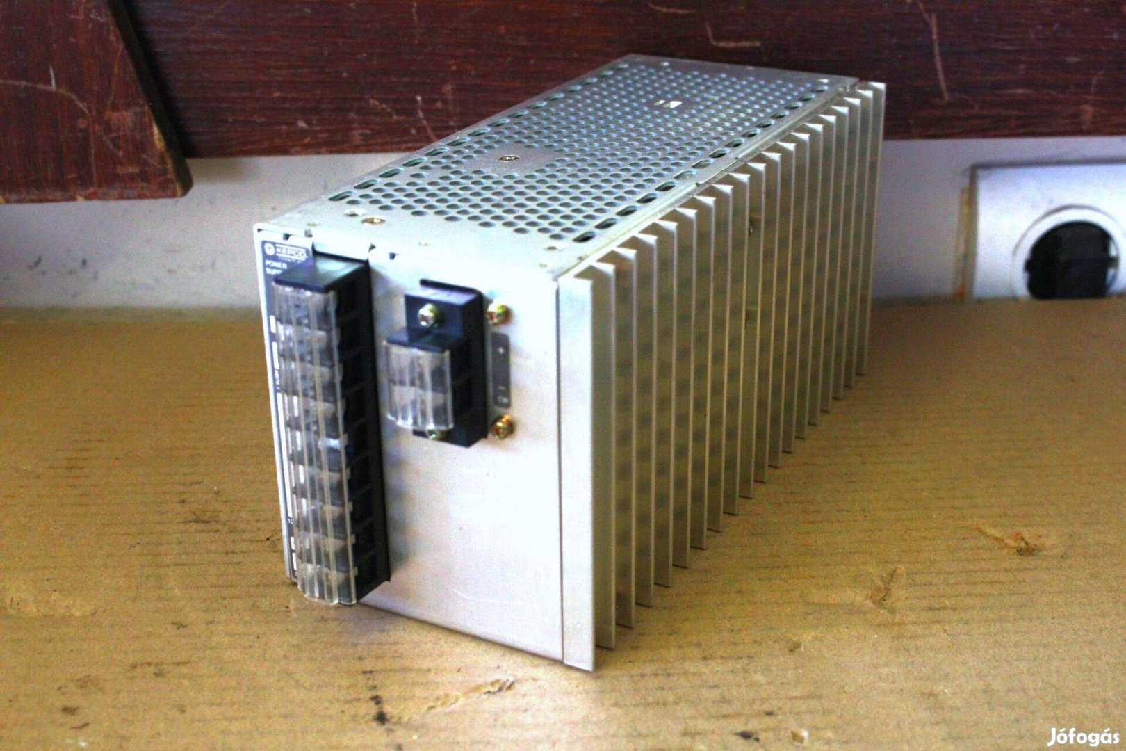 Kapcsolóüzemű tápegység 24Vdc 172W ( 6997 )