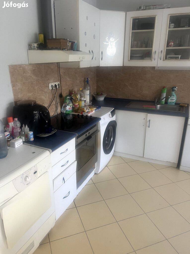 Kaposkeresztúron családi ház!