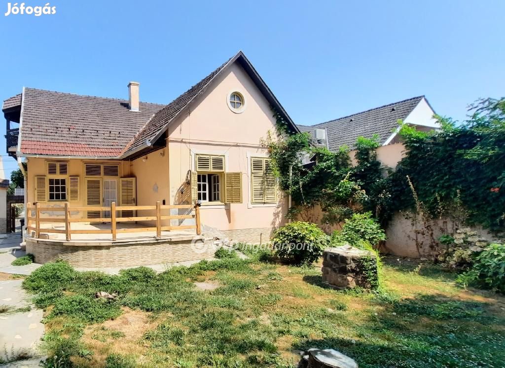 Kaposvári 136 nm-es ház eladó