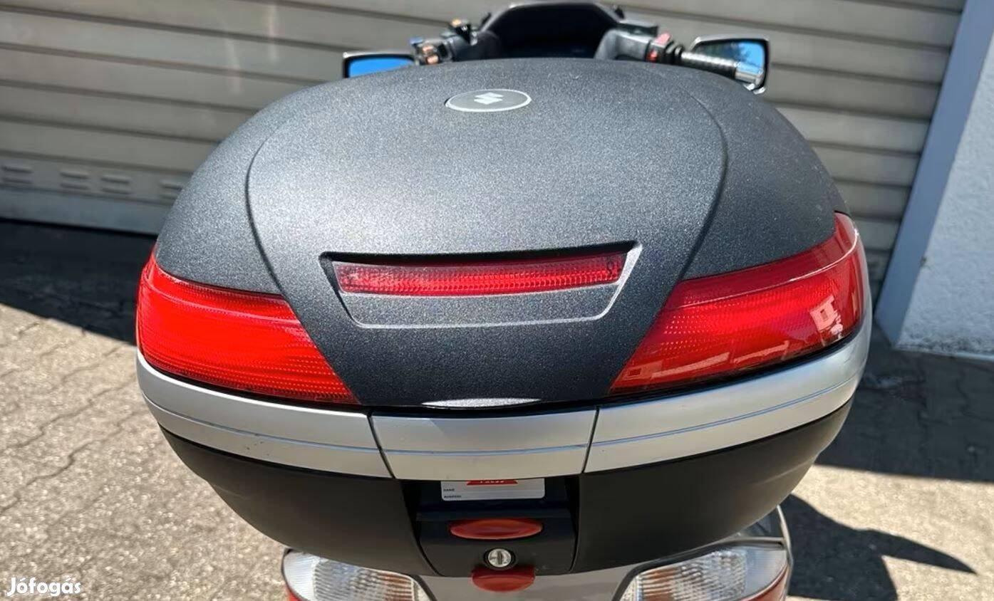 Kappa K49 monokey Suzuki jelvénnyel Givi kompatibilis