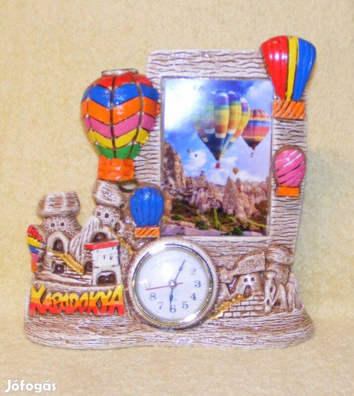Kappadókia hőlégballon dísztárgy, óra, fényképtartó