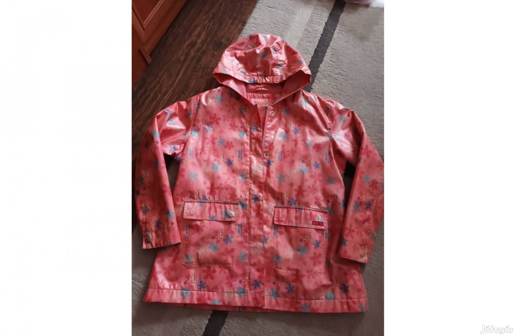 Kapucnis esőkabát belül polár 8-10 év kislányra cipzáros,