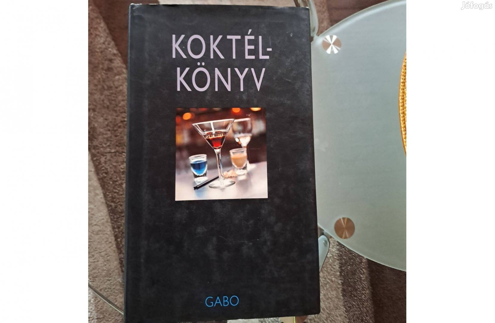 Kara Frost, Karen O'Grady - Koktélkönyv