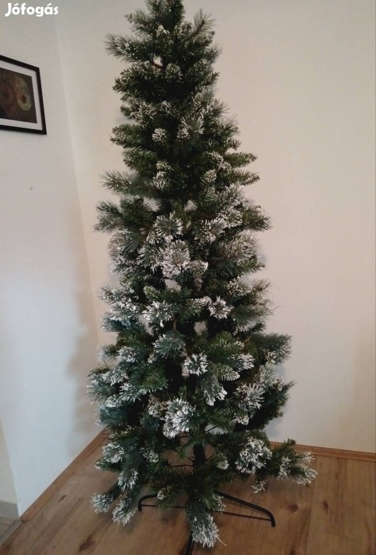 Karácsonyfa 198cm