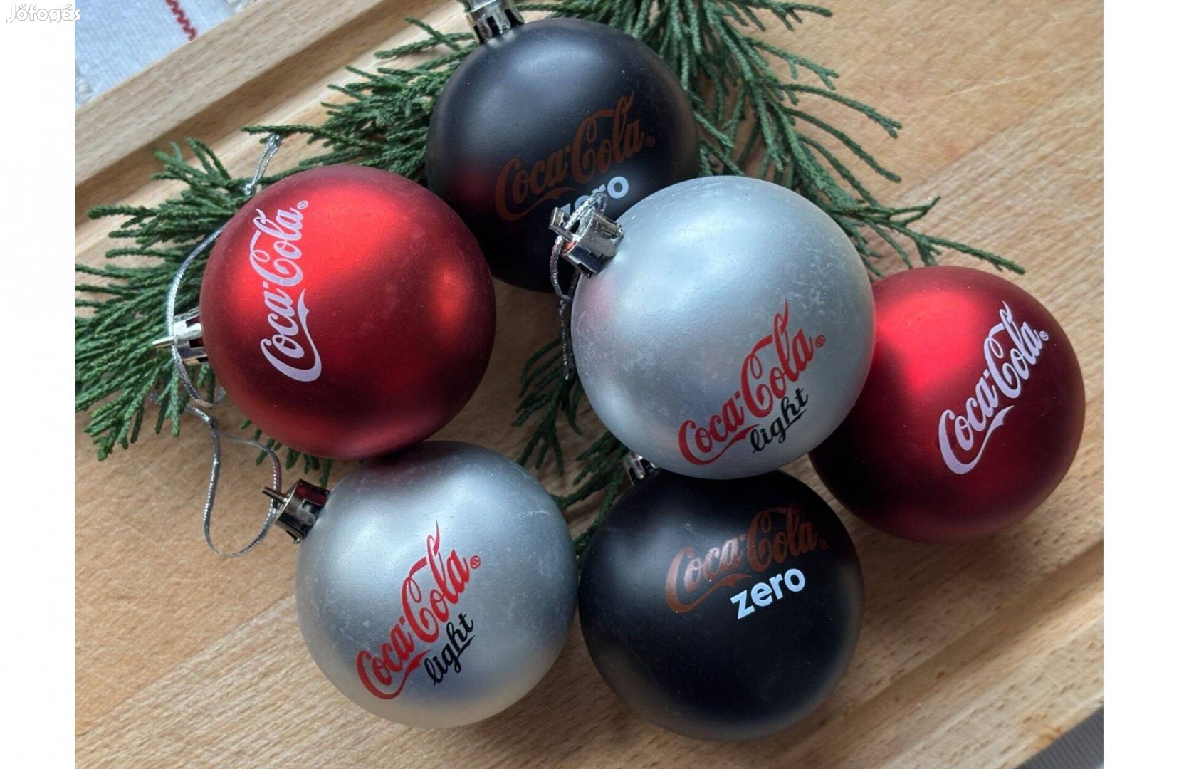 Karácsonyfadísz Coca-Cola felirattal, dísztárgy ( 6db együtt)