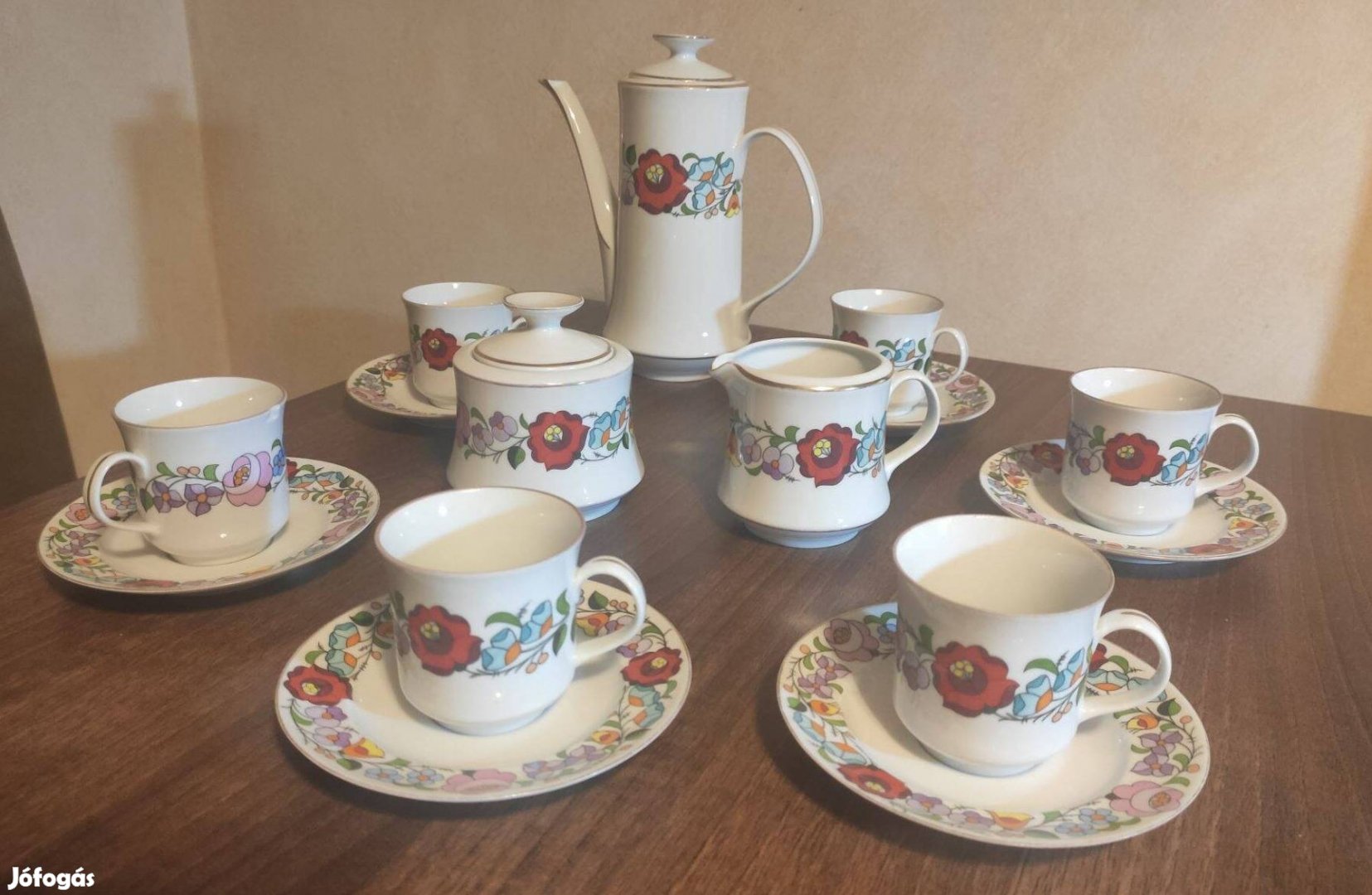 Karácsonyi ünnepi kávézás Kalocsai porcelán kávés készlettel