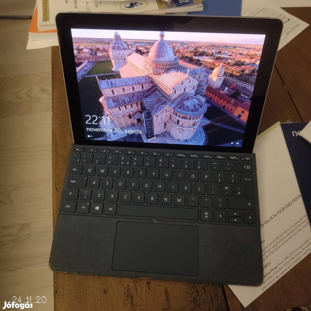 Karácsonyra a legjobb! Microsoft surface GO, kitűnő állapotban