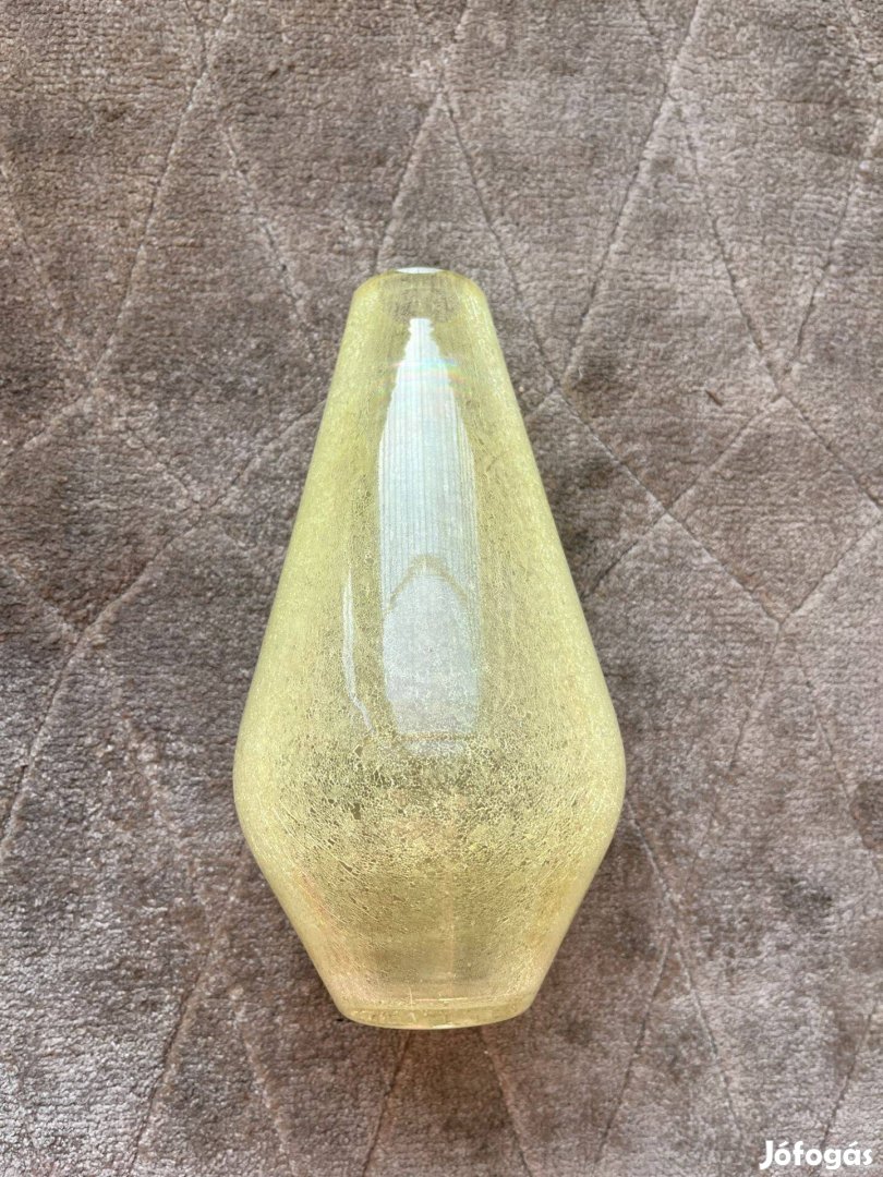 Karcagi fátyolüveg váza, retro sárga üveg váza