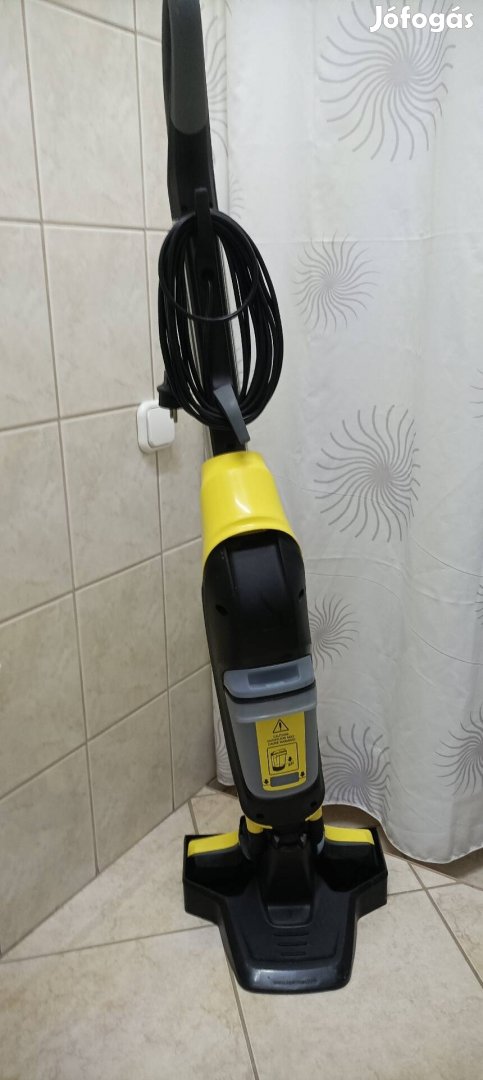 Karcher vizes padlótisztító