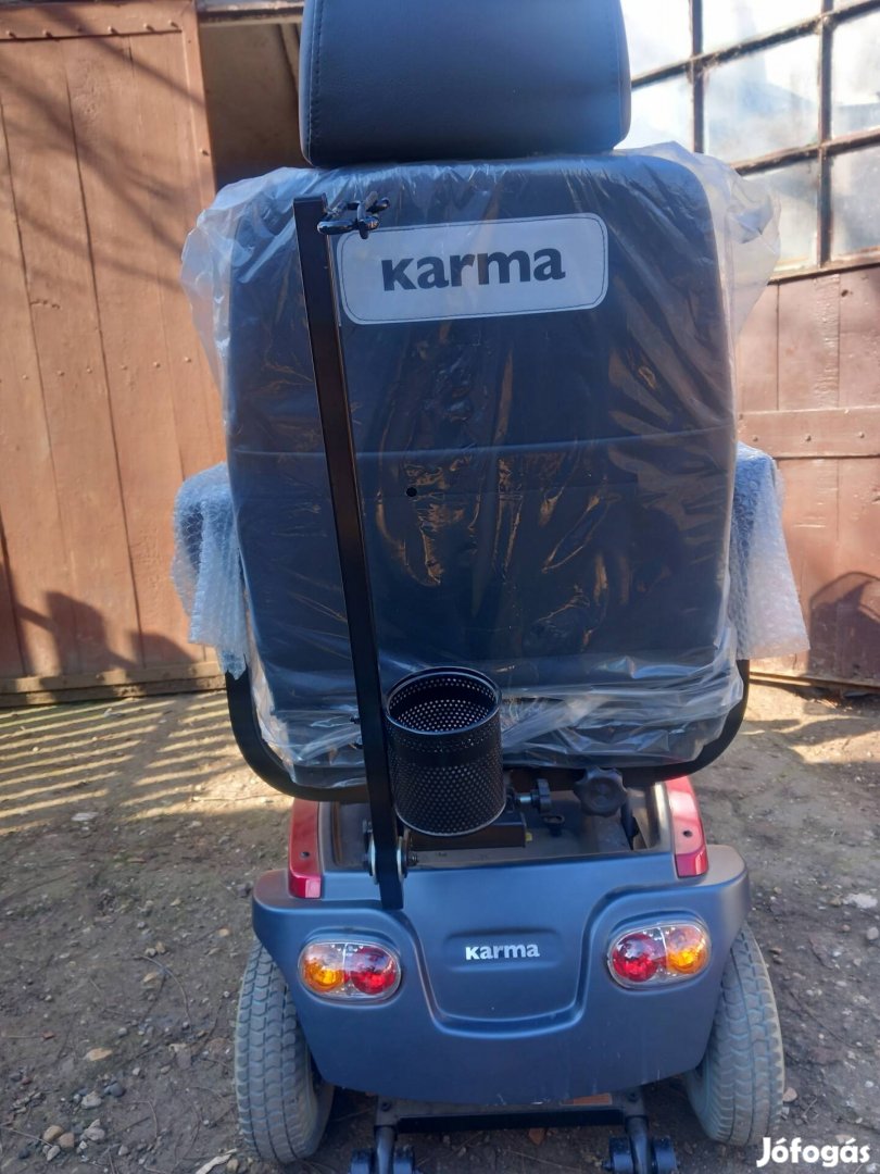 Karma elektromos moped