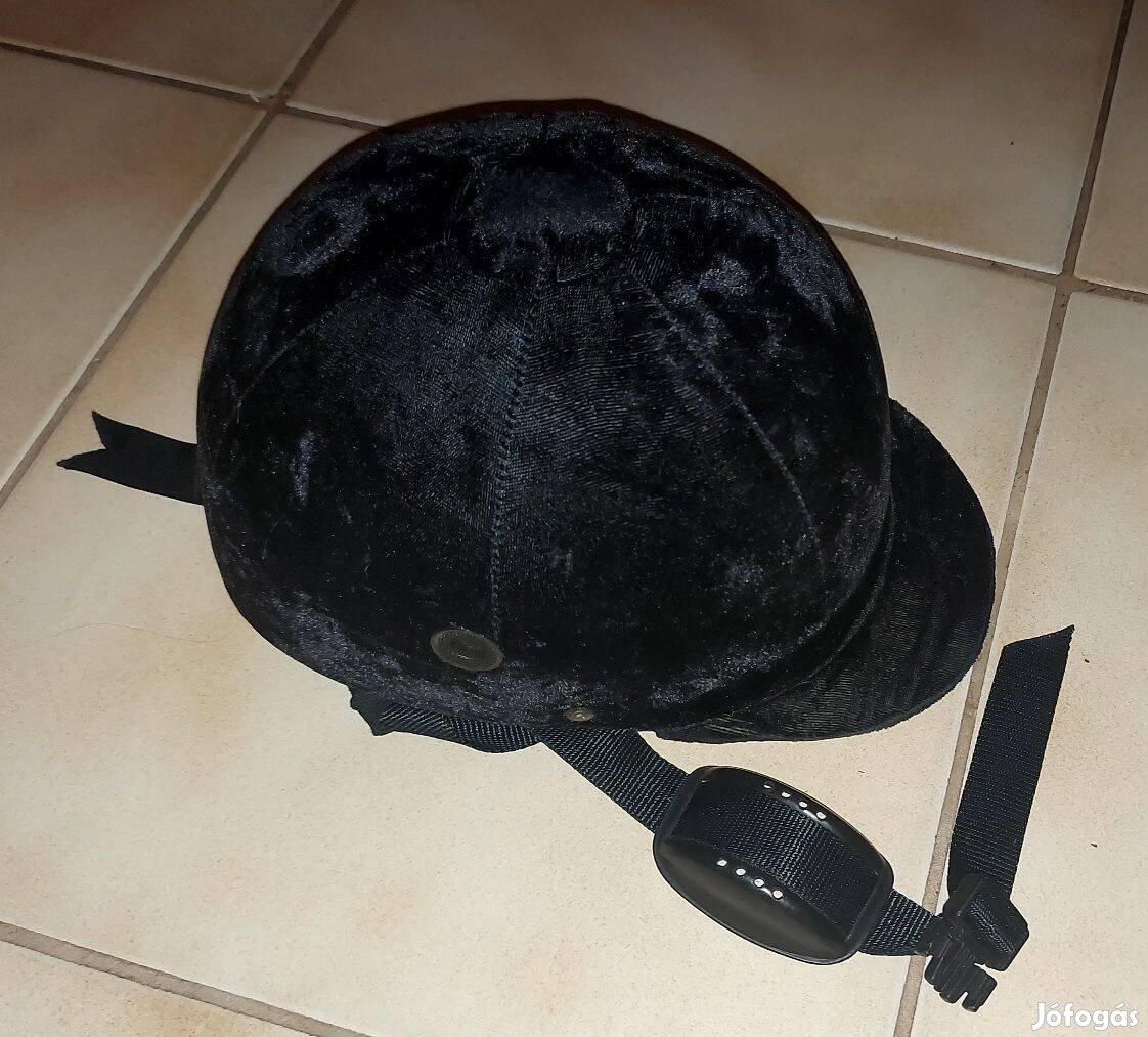 Karo lovagló kobak, 57-es