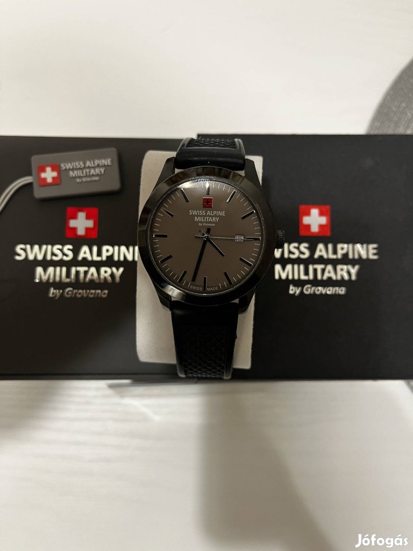 Karóra Swiss Alpine Military 43mm