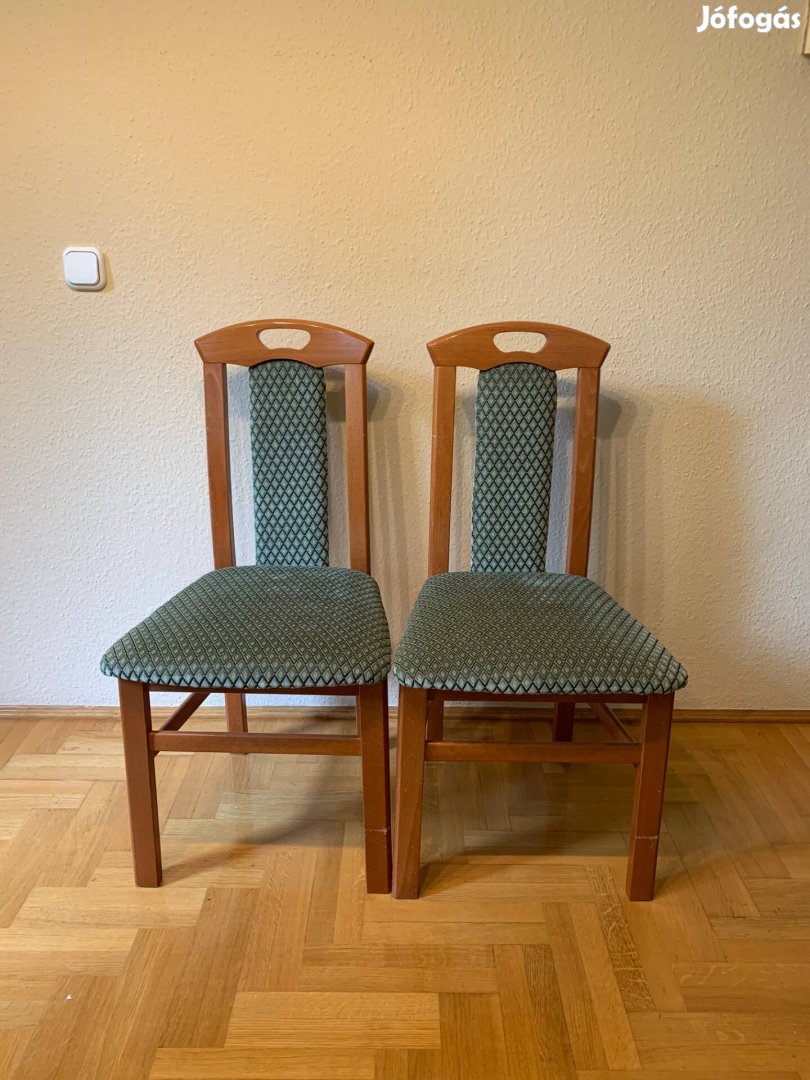 Kárpitos fa szék
