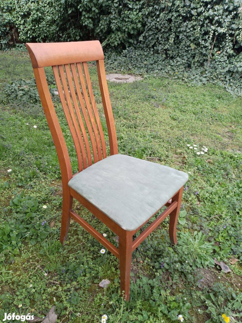 Kárpitozott étkező szék